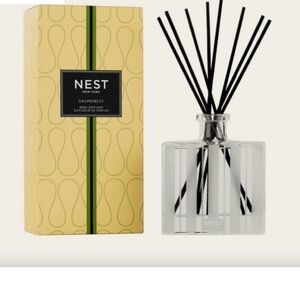 Brand New NEST Fragrances Yellow Grapefruit Reed Diffuser